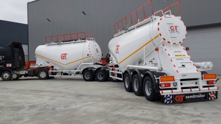 Train CEMENT Silo Tank Blink. This semi-trailers was produced in Turkey for use in Finland
