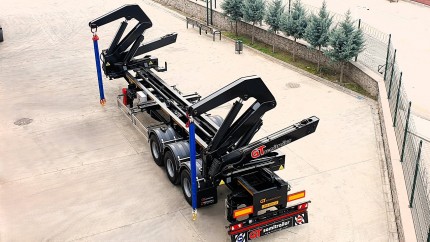 Heavy Duty Sidelifter Semi-Trailer (20ft & 40ft Container Handling)